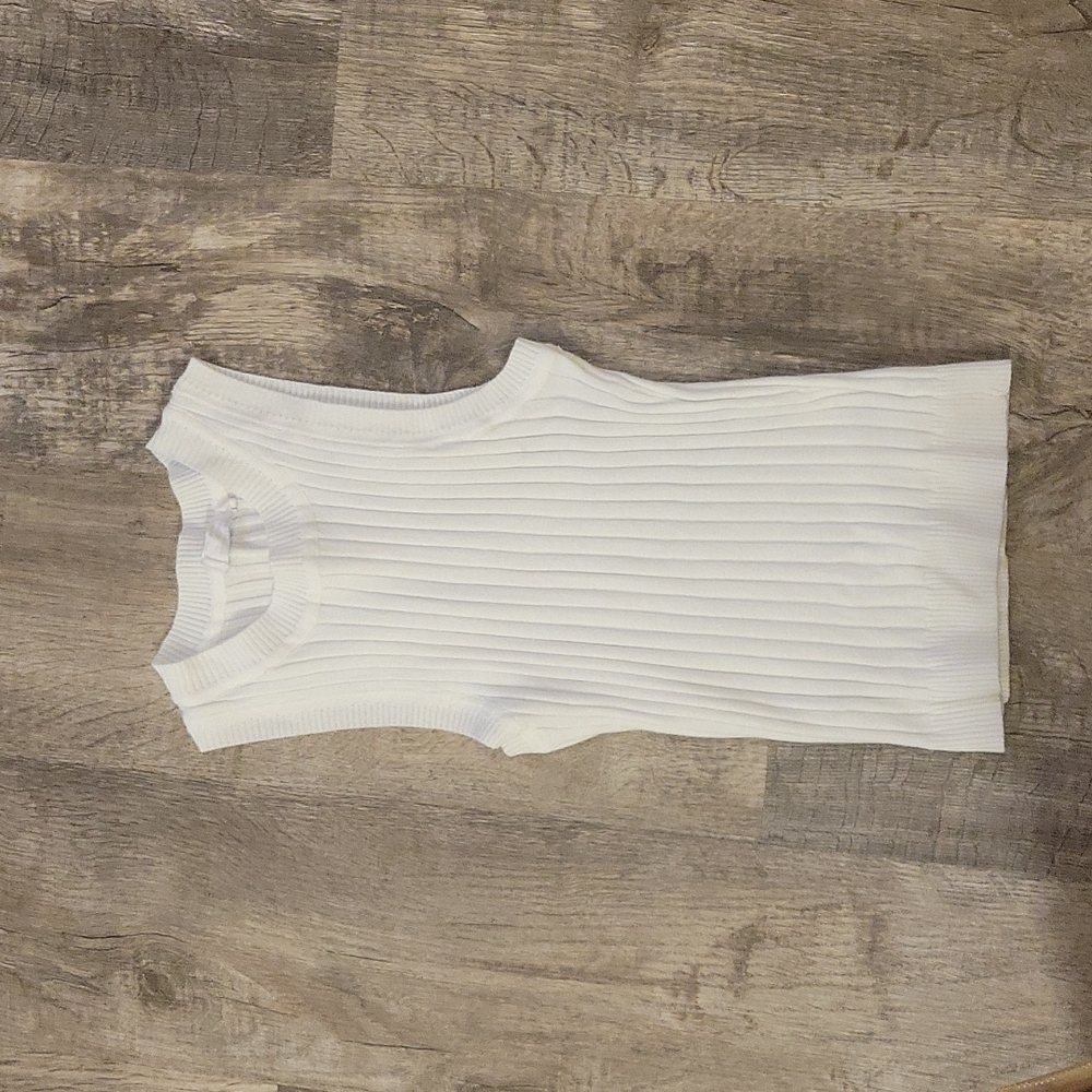 White tank top